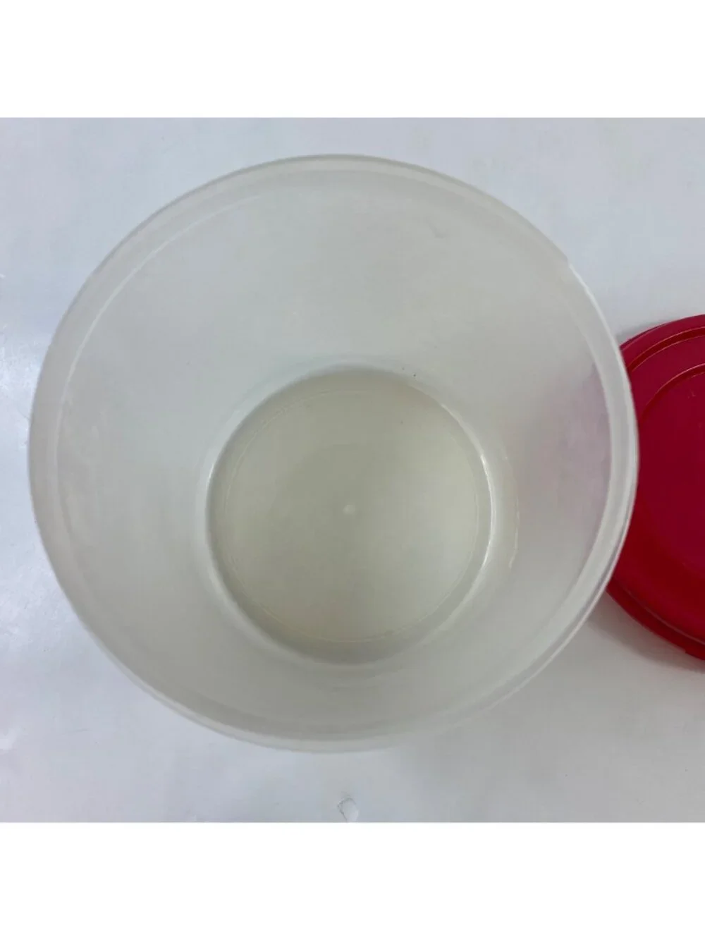 Set Of 3 Red Lid Plastic Food Storage Containers Stackable Design BPA-Free